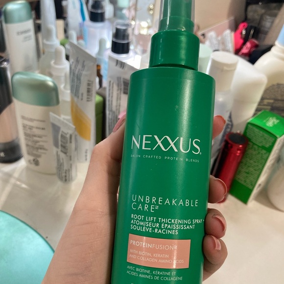 Nexxus root spray - Picture 1 of 3